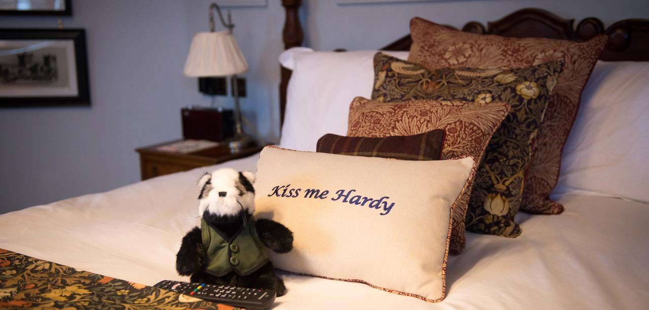 Hotel 1777. At The Albion à Wimborne Minster Chambre photo